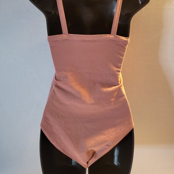 FOREVER 21 Women Size Medium Light Rose Color Bodysuit, GUC - Picture 6 of 9